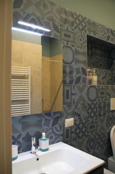 La Casa Di Beba Apartment Bari Bagian luar foto