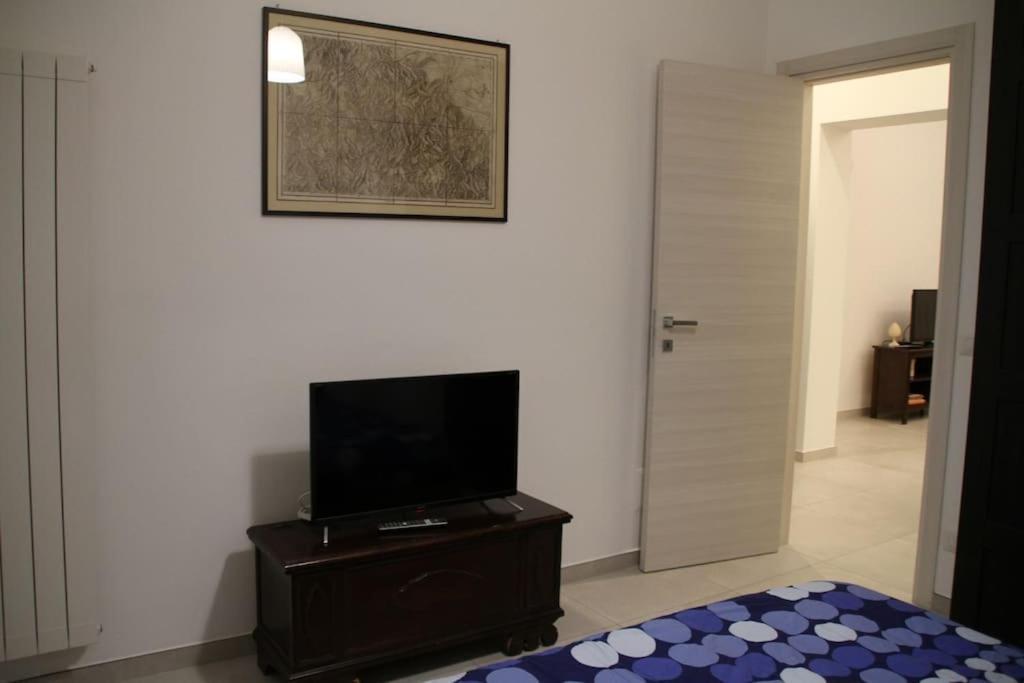 La Casa Di Beba Apartment Bari Bagian luar foto