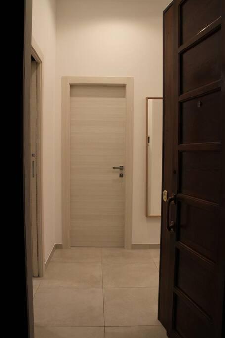 La Casa Di Beba Apartment Bari Bagian luar foto