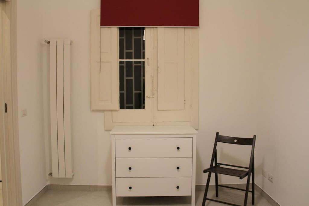 La Casa Di Beba Apartment Bari Bagian luar foto