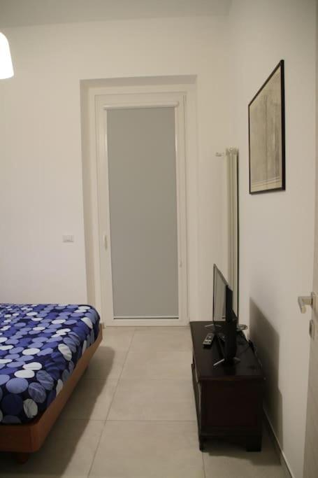 La Casa Di Beba Apartment Bari Bagian luar foto