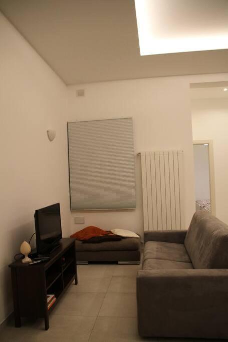 La Casa Di Beba Apartment Bari Bagian luar foto