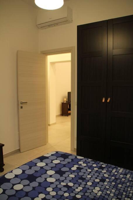 La Casa Di Beba Apartment Bari Bagian luar foto